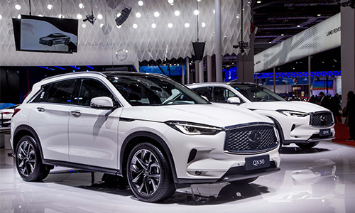 8-“明星车型”全新英菲尼迪QX50上海亮相.JPG